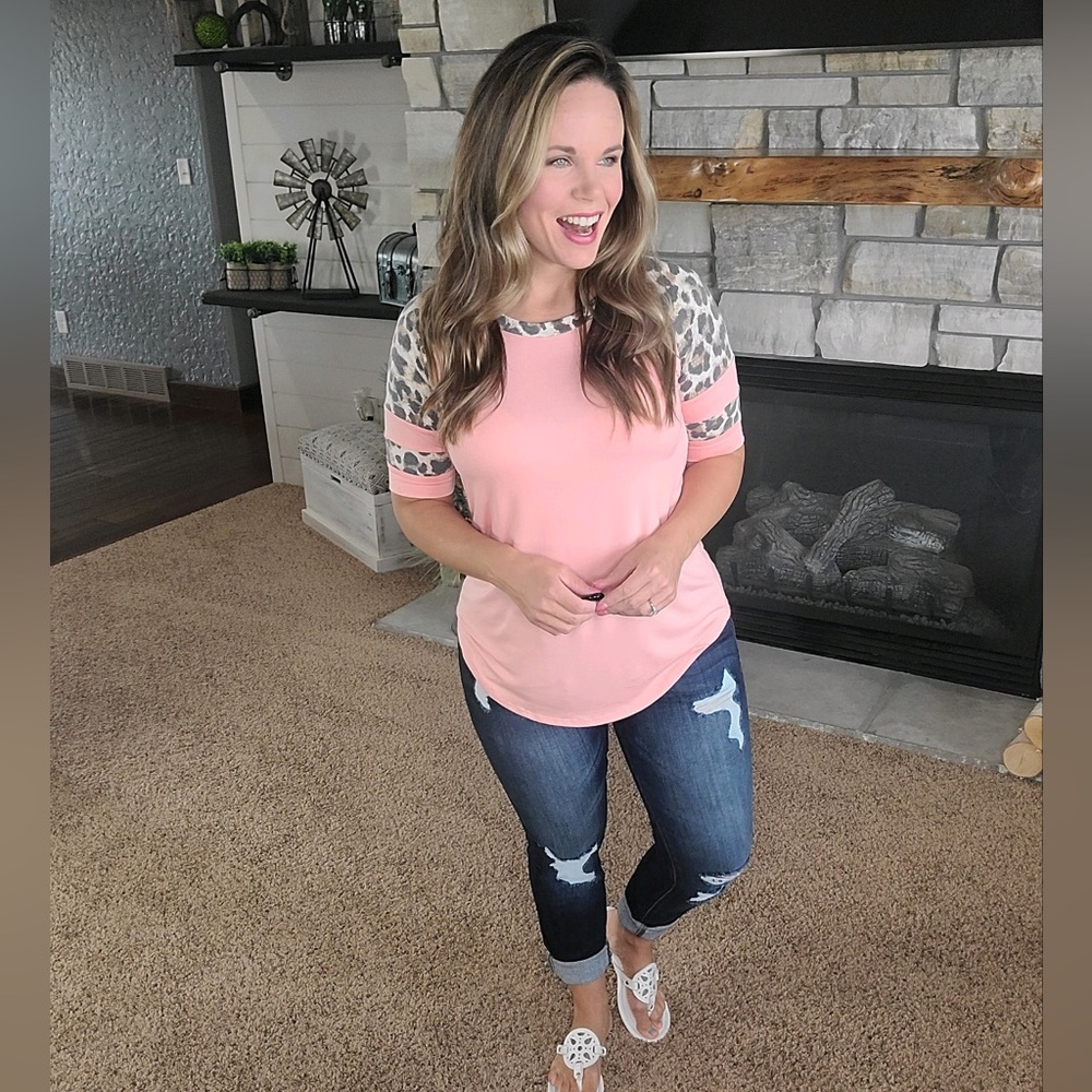 Casual Pink Cheetah Tee